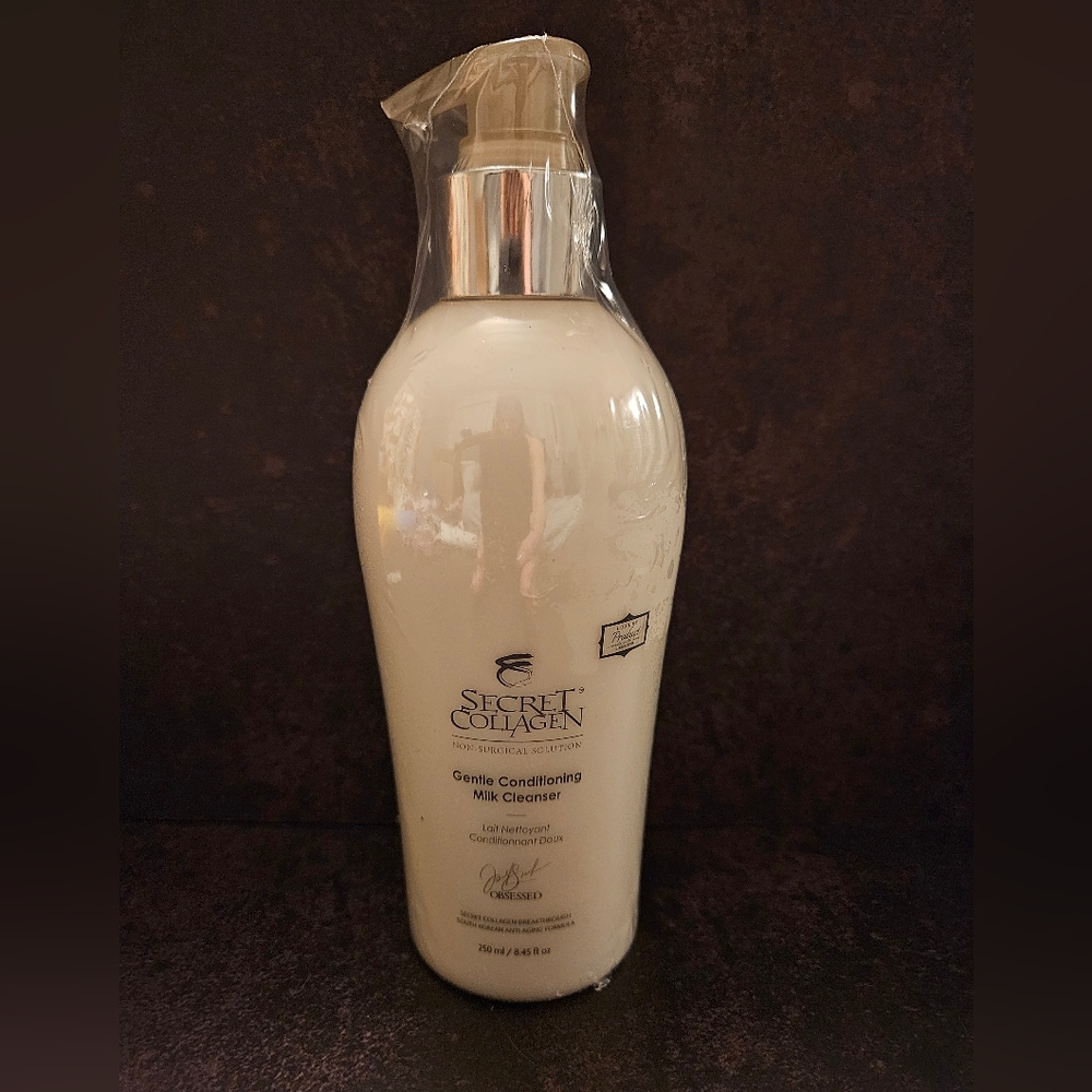 Secret Collagen Gentle Conditioning Milk Cleanser 8.45oz